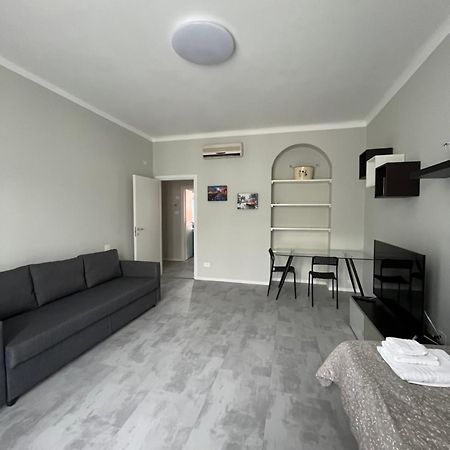 Giacomino Apartment Central Station ميلان المظهر الخارجي الصورة